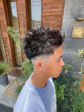 ルーム リシェール 南越谷店(Room RICHAIR) 前髪/マッシュウルフ/インナーカラー/北越谷/パーマ/ショート