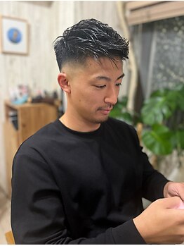 よろ家の写真/【中洲川端駅徒歩7分】スキンフェードから今時メンズスタイルまで。骨格を見極め自分に似合うスタイルへ。