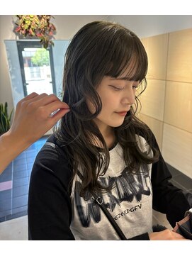 ニュア(neua) olive color /奈良/橿原神宮前