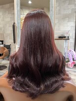 ハコ(H.A.Co) レッド系カラーです。