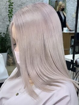 【透明感×個性を引き出すハイトーン】一人ひとりの”似合う”を、ハイクオリティな技術で形に。