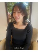 柔らかく動くミディアムスタイル