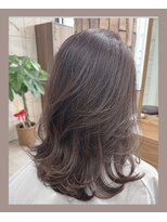 エルコット(elcot)&nbsp;◆大人に似合うレイヤーカット◆オリーブグレージュ/ミセス◆