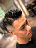 フランクスバーバーリベラルド 横浜(FRANK'S BARBER LIBERALD)&nbsp;7：3　サイドパートフェード　H