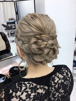 アマレット 東京駅八重洲店(amaretto)&nbsp;編み込みウェーブアップ