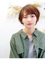 ショートボブ/マロンベージュ/Aライン/かきあげ/前髪［銀座駅］