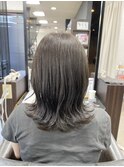 アッシュグレー