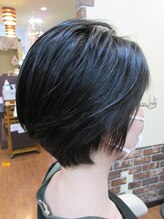 美容室 M ショートボブ×丸みショート