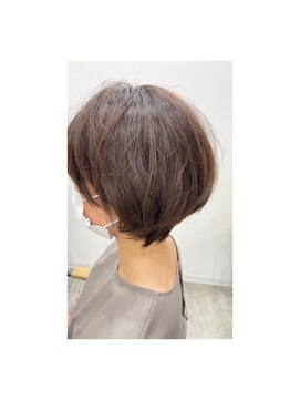ジゼルヘアガーデン 佐沼店(Giselle.hairgarden) 秋ショートボブ