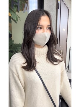 シェルハ(SHELHA) レイヤーカット 前髪カット フェミニン 韓国