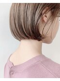 頭が小さく見える!丸みのあるミニボブ×ピンクベージュ 大宮
