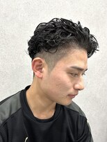 縁 ハナレ(en 870)&nbsp;大人ウェーブパーマ　かきあげオールバック