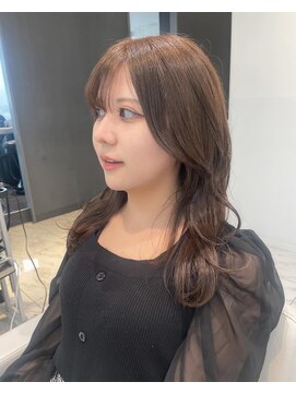 ザザアオヤマ(ZA/ZA AOYAMA) 顔まわりカットにもこだわっています◯