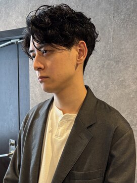 シック(chic.) フェザーパーマ×ブルーブラック