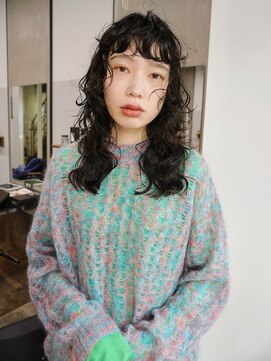 デイジー(Daisy) レイヤー　ミディアムレイヤーカット　似合わせカット パーマ