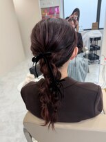 ノエラ(NOELA)&nbsp;結婚式やお呼ばれにも♪大人可愛い編みおろしアレンジ☆