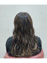 ブロッサム 東久留米店(Blossom)&nbsp;大人ロングパーマ×無造作ウェーブ垢抜けヘア