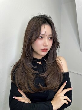 ザ シェノン ウメダ(THE CHAINON UMEDA) ミルクティーブロンド/ダークブルー/デジタルパーマ/心斎橋