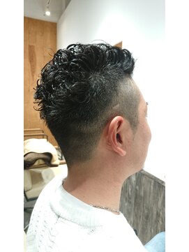 サンディーケイ ヘアリトリート(SUNDY K hair retreat) メンズパーマスタイル