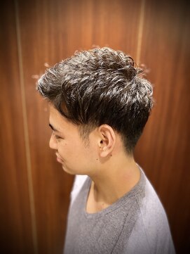 ヒロギンザ 田町店(HIRO GINZA) アイロンパーマビジネスショート／ヒロ銀座／理容室／田町