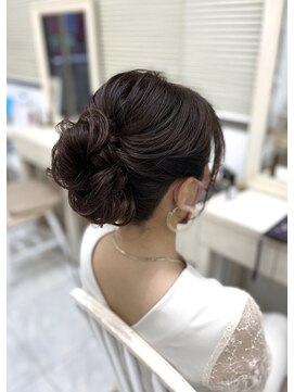 リサ 恵比寿(risa.) ミディアムアップスタイル