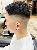 20代30代40代メンズツーブロック刈り上げ短髪ワイルド