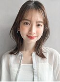 黒髪うるツヤ斜めバングワンカールサイドバング艶感前髪美髪