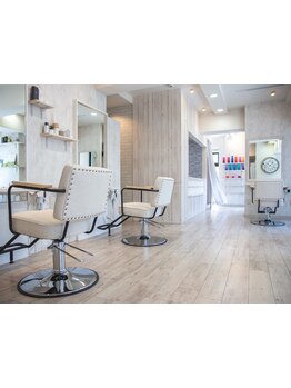 【南森町】東京有名店出身オーナーが担当！丁寧なカウンセリングで、なりたいヘアを叶えてくれる♪