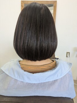 ラヴィリス バイ レム(Raviliss by rem) 艶ボブ