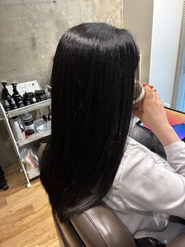 フリーサロントイロヌック(free salon toiro nuk) 伸ばし中の髪もツヤツヤに！