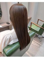 コワフュールエミカ(coiffure EMIKA)&nbsp;うる艶ブラウン。