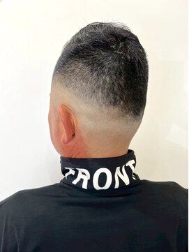 ミナト(minato) フェードグラデーション【大人世代/メンズカット】