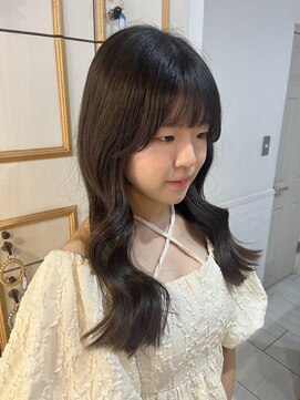 ネオリーブ チロル 横浜西口店(Neolive CiroL.) 韓国風顔まわりカット×レイヤーカット