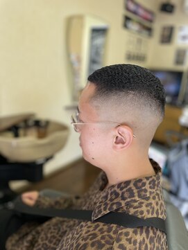 バーバーサトウ(BARBER SATO) バズニグロ