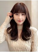 30代に人気!ぱっつん前髪がかわいいレイヤーロング