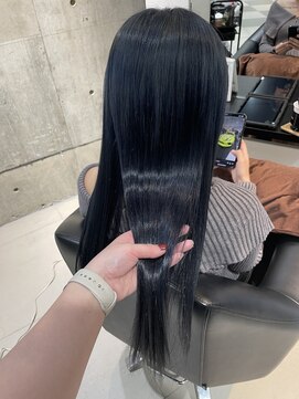 イワイナゴヤ(i i -IWAI NAGOYA-) ブルーブラック☆ブリーチ必須