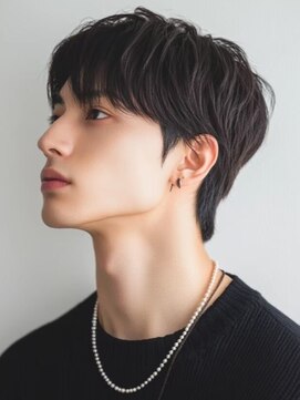 ステラ(STELLA) 黒髪ショート マッシュ ツーブロック 韓国風 ニュアンスパーマ