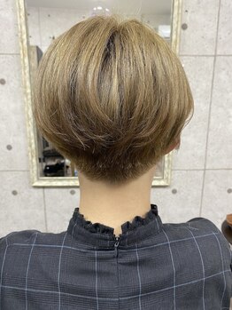 ビビ(bibi)の写真/大人女性の髪のお悩みを解決し、理想のスタイルへ。丁寧なカウンセリングと高い技術でお悩み解消♪