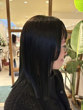 美容室 アイディー i-dee 深みブルー