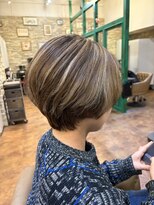 ヘアーラウンジ アンフィ 井土ヶ谷(Hair Lounge Anphi) グレージュハイライトカラー
