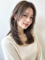 エテバイリリア(ete by LILIA.)&nbsp;顔まわりレイヤー×ミルクティーベージュ