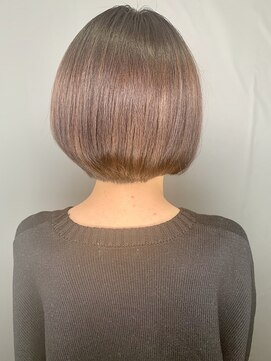 ラウンジ モリオ イケブクロ(Lounge MORIO Ikebukuro) 【morio池袋】コンパクトツヤボブ