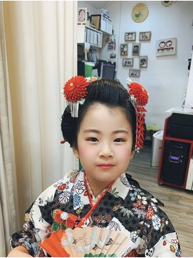 ミネヘアアンドメイク高知店 753 日本髪