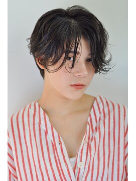 ウム(Umu) ハンサムショートパーマ