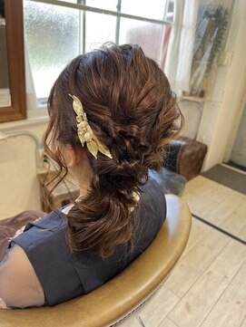 タヒエ(tahie) ＃編み込みヘア　＃結婚式ヘア