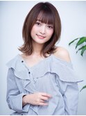 軽さの際立つレイヤーくびレディ