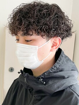 キャンバス バイ ネオリーブ 横浜西口(Canvas by neo.) プードルパーマ ツーブロック マッシュ スパイラルパーマ