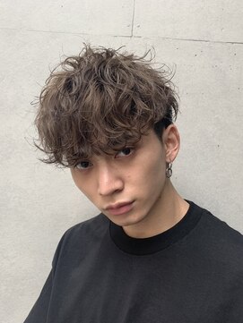 フィフスワン(fifth one) 波巻きスパイラルパーマツイストパーマメンズマッシュパーマ