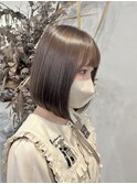 韓国風イメチェングレーベージュタッセルボブ似合わせカット