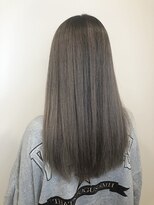 ウェイク ヘアー メイク(wake hair make)&nbsp;20代30代40代艶感ストレートアッシュグレージュ透明感ロング